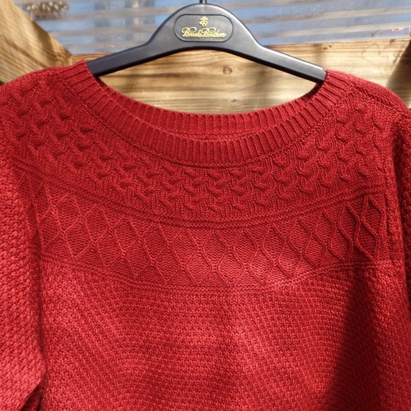 Croft and Barrow bright rust red patterned knot sweater - Picture 3 of 3